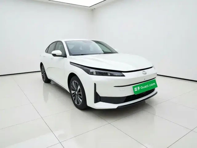 Changan Qiyuan Changan Qiyuan A05 2024 145 Pro — Фото автомобиля 24