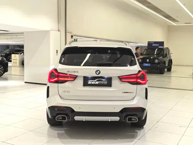 BMW X3 — Фото автомобиля 16