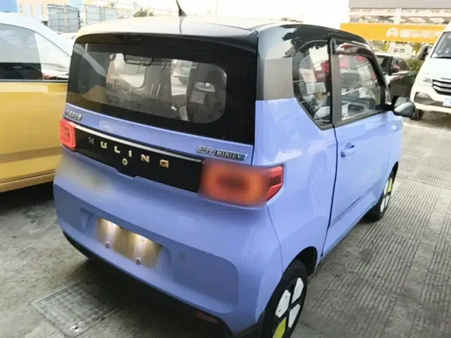 Wuling Hongguang Mini EV — Фото автомобиля 6