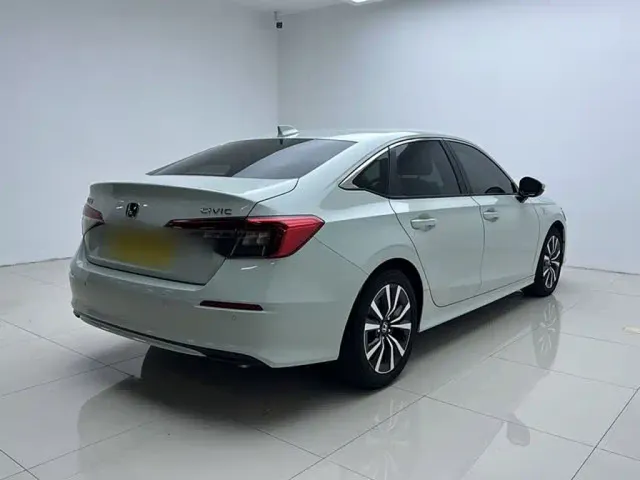 Honda Civic — Фото автомобиля 13
