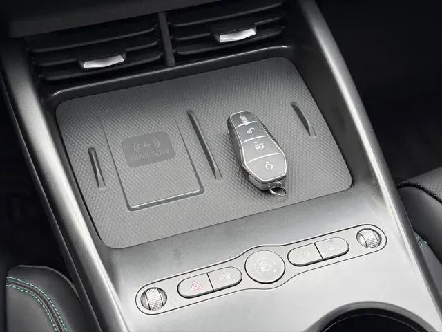 BYD Seal 06 — Фото автомобиля 16