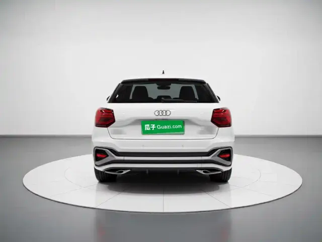 Audi Q2L — Фото автомобиля 3