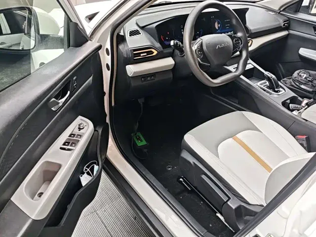 Dongfeng Fengshen E70 — Фото автомобиля 15