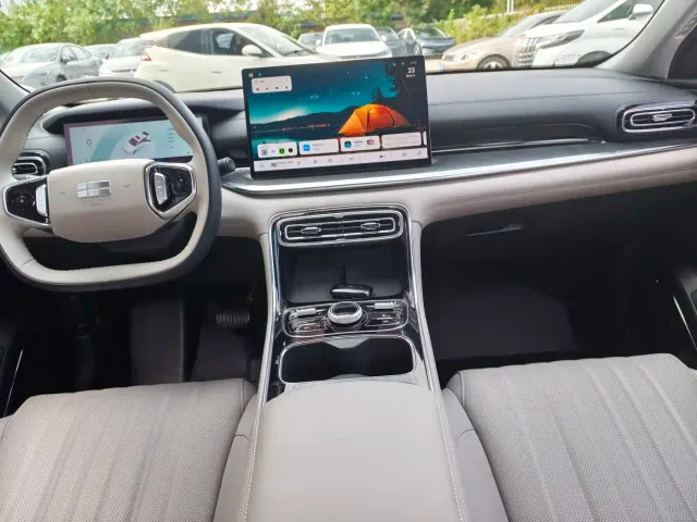 Geely Galaxy Stellar 6 — Фото автомобиля 6