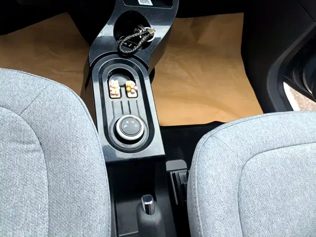 Wuling Hongguang Mini EV — Фото автомобиля 13