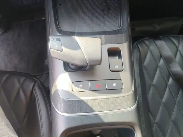 Changan Qiyuan A05 — Фото автомобиля 13
