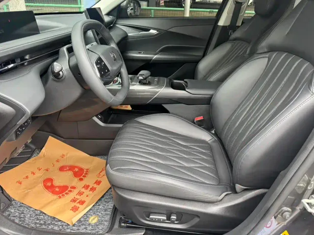 Changan Lamore — Фото автомобиля 4