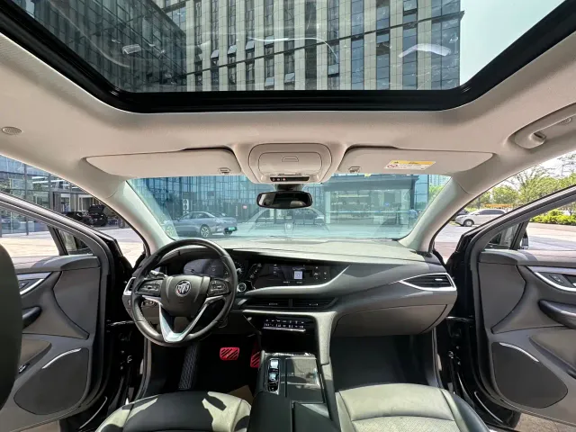 Buick Enclave — Фото автомобиля 14