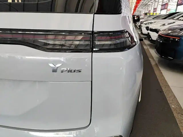 GAC Aion Y — Фото автомобиля 7