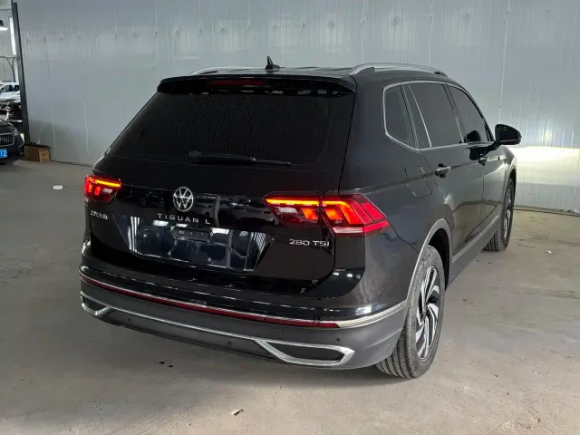 Volkswagen Tiguan L — Фото автомобиля 3