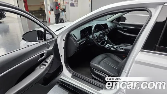 Hyundai Sonata — Фото автомобиля 15