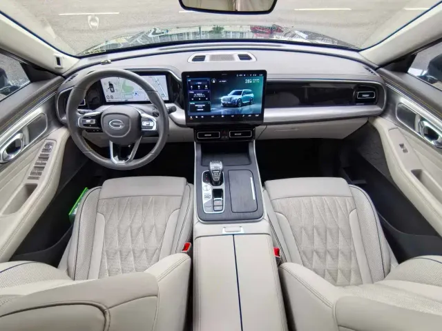 GAC Trumpchi GS8 — Фото автомобиля 6