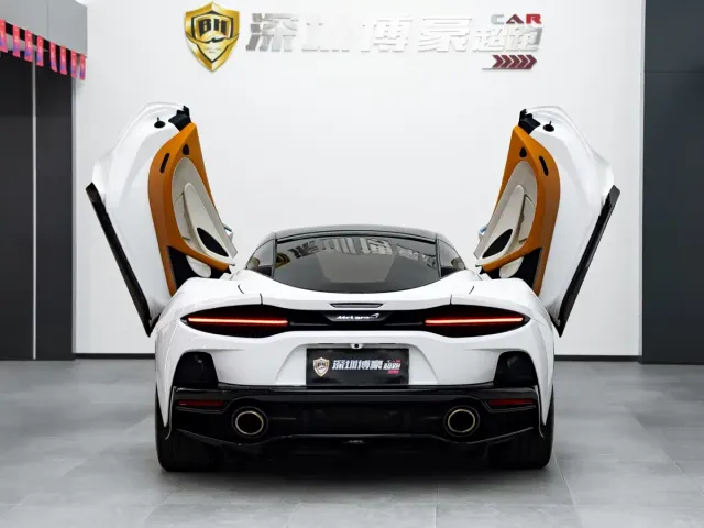 McLaren GT — Фото автомобиля 11
