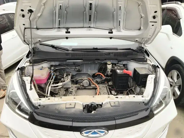 Chery Arrizo e — Фото автомобиля 19