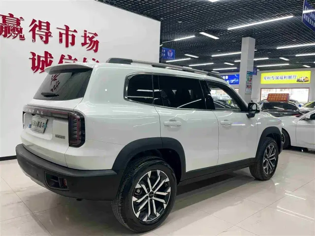 Haval Big Dog — Фото автомобиля 6