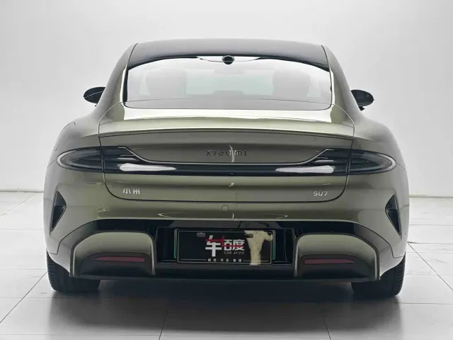 Xiaomi SU7 — Фото автомобиля 5