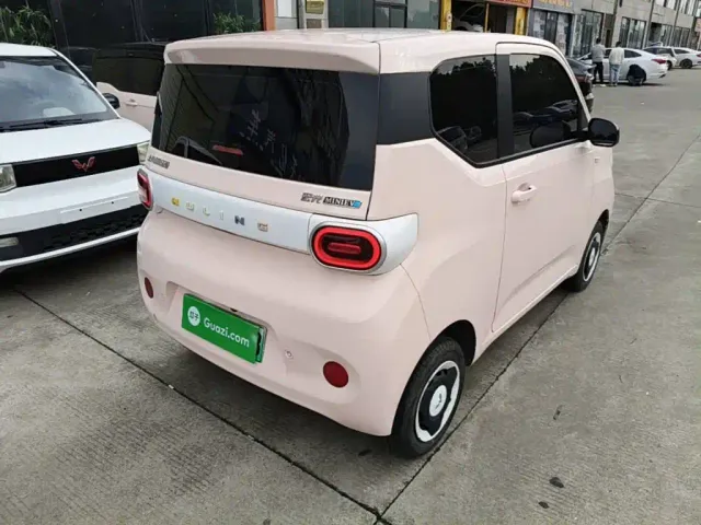 Wuling Hongguang Mini EV — Фото автомобиля 6