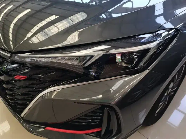 Changan Eado — Фото автомобиля 23