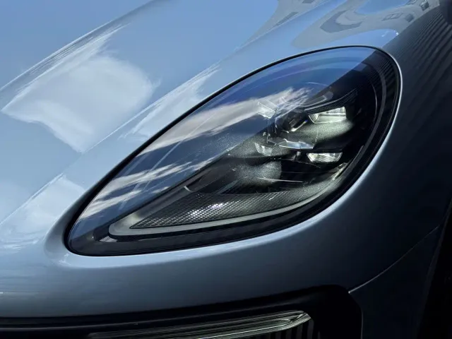 Porsche Macan — Фото автомобиля 12