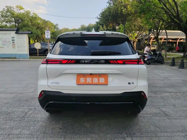 Beijing X55 — Фото автомобиля 7