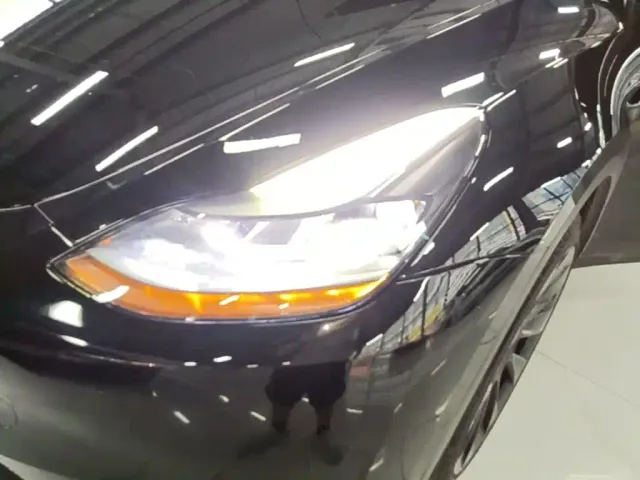 Tesla Model Y — Фото автомобиля 23
