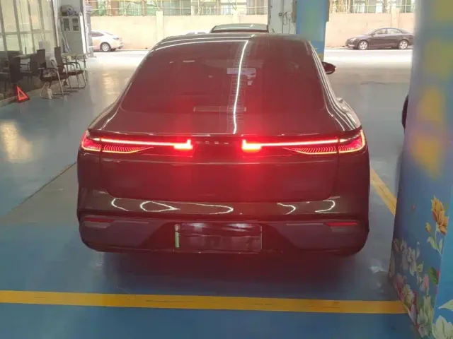 Geely Galaxy Xingyao 8 — Фото автомобиля 5