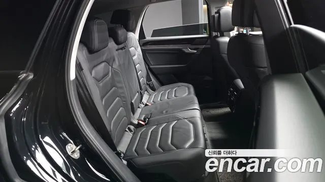 Volkswagen Touareg Touareg 3 поколение 3.0 TDI Premium — Фото автомобиля 12