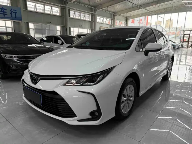 Фотография автомобиля — Toyota Corolla