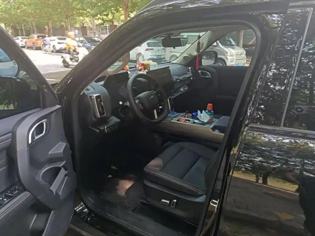 Haval Big Dog — Фото автомобиля 9