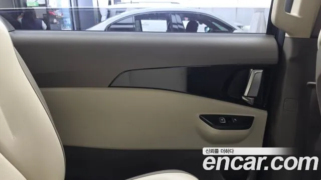 Kia Canival Carnival 4 поколение Бензин 9 мест Prestige — Фото автомобиля 22