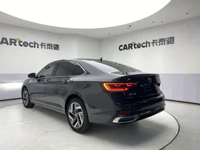 Volkswagen Sagitar — Фото автомобиля 7