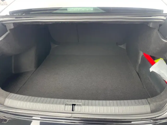 Volkswagen Passat — Фото автомобиля 12