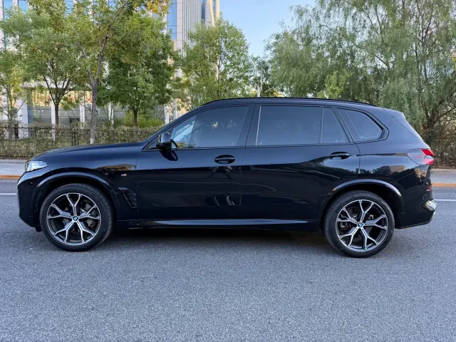 BMW X5 — Фото автомобиля 5