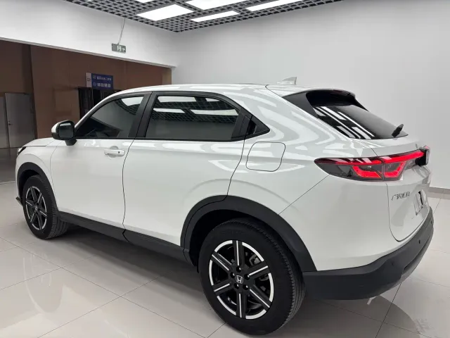 Honda Vezel — Фото автомобиля 4