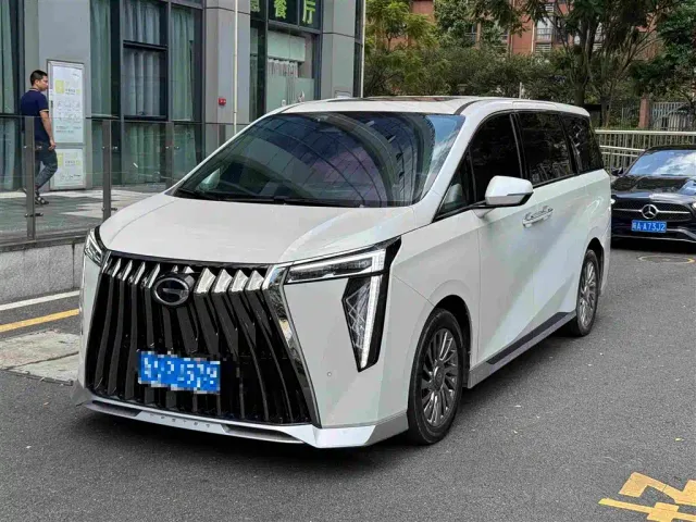 Фотография автомобиля — GAC Trumpchi M8