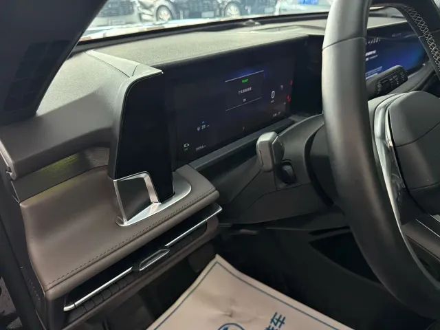 Ford Edge — Фото автомобиля 11