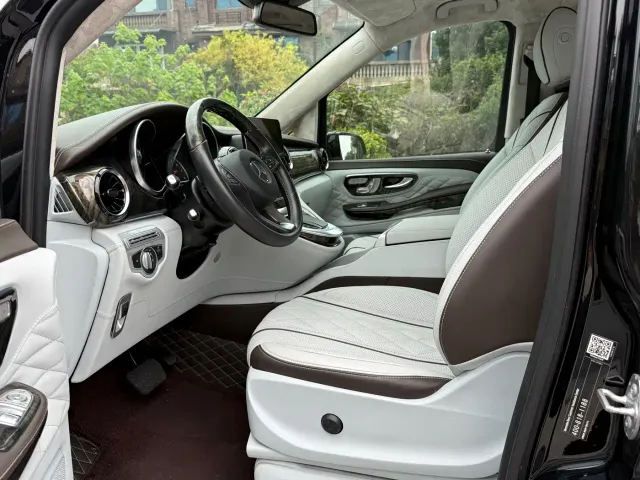 Mercedes-Benz Mercedes-Benz V-Class 2021 V 260 Premium Edition — Фото автомобиля 6