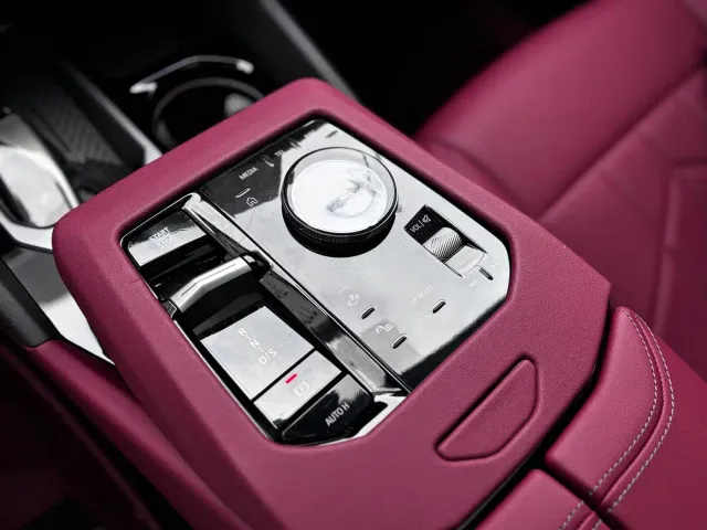 BMW 5 Series — Фото автомобиля 18