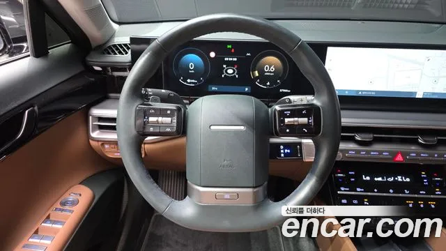 Hyundai Grandeur Grandeur (GN7) 2.5 Бензин 2WD — Фото автомобиля 14