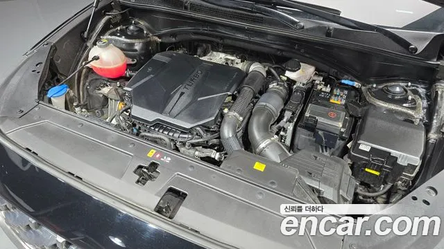 Hyundai Santafe Бензин 2.5T 2WD — Фото автомобиля 6