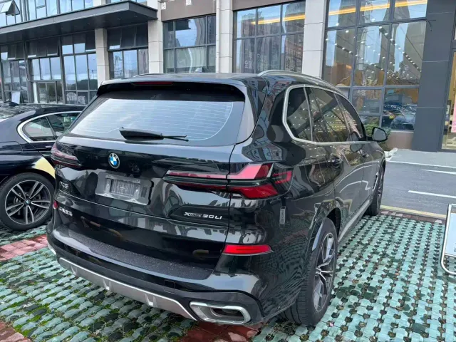 BMW X5 — Фото автомобиля 4