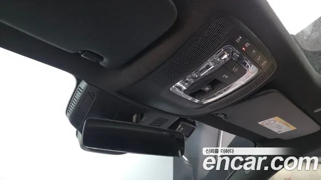 Mercedes-Benz GLB-Class — Фото автомобиля 18