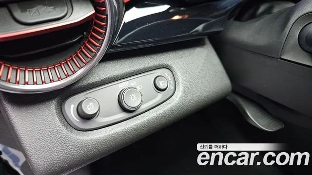 ChevroletGMDaewoo Trax Trax Кроссовер — Фото автомобиля 25