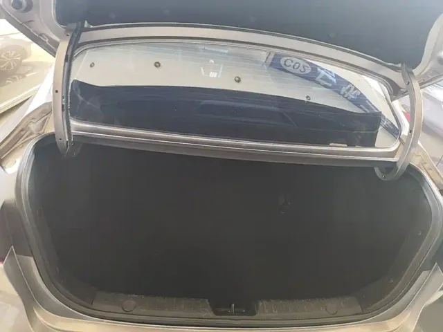 Changan Eado — Фото автомобиля 18