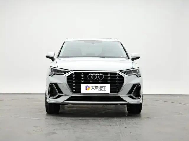 Audi Q3 — Фото автомобиля 2