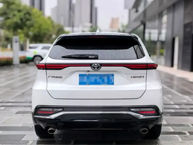 Toyota Venza — Фото автомобиля 6
