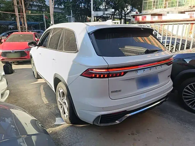 Geely Xingyue L — Фото автомобиля 4
