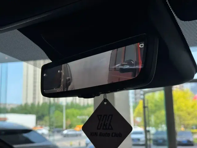 Toyota Alphard — Фото автомобиля 18