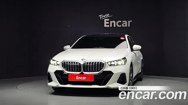 BMW 5-Series — Фото автомобиля 3