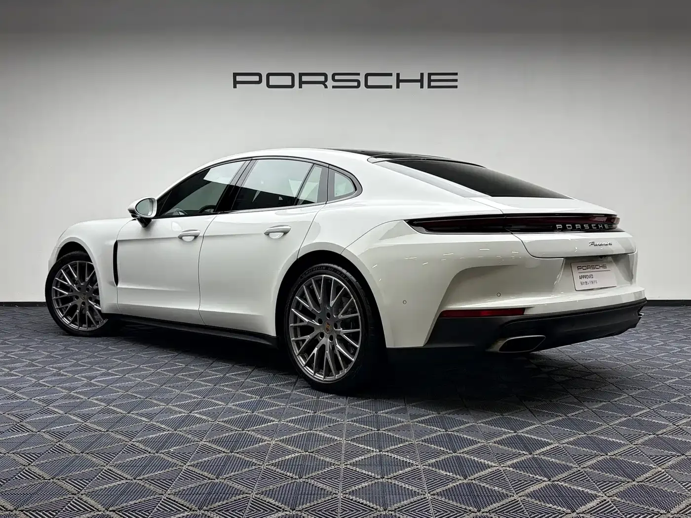 Porsche Panamera 2024 Panamera 2.9T — Фото автомобиля 12